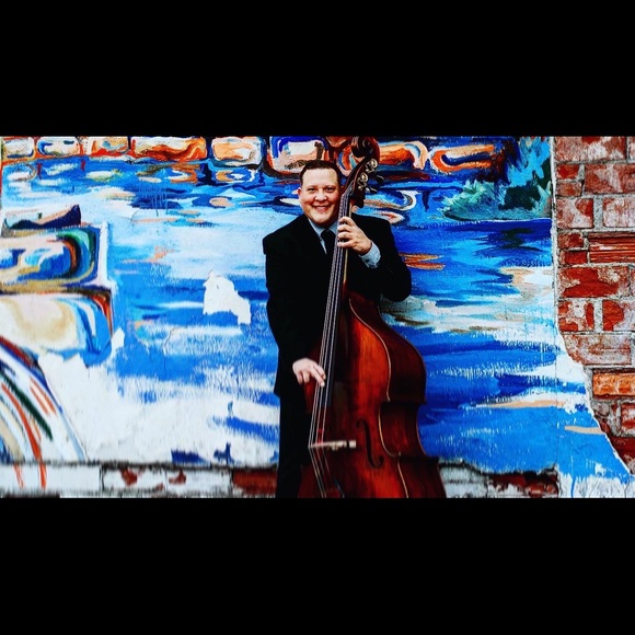 Meet your Posher, Edwin - Picture 1 of 1